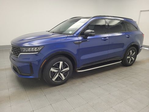 Used 2023 Kia Sorento S w/ Panoramic Sunroof Package image 2