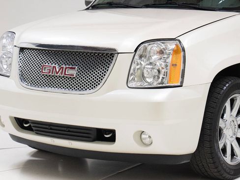 Used 2010 GMC Yukon SLT image 10
