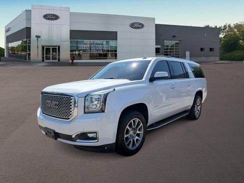 Used 2016 GMC Yukon XL Denali w/ Open Road Package AWD/4WD image 1