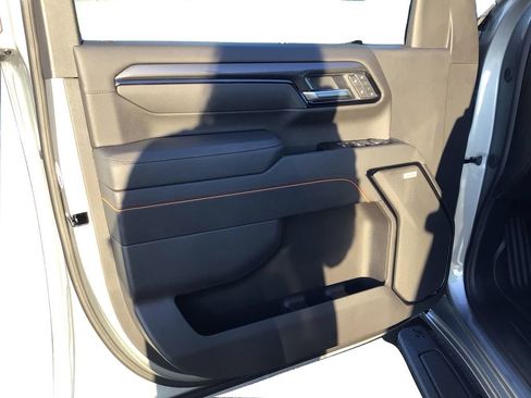 New 2026 GMC Sierra 2500 AT4 w/ Technology Package AWD/4WD image 19