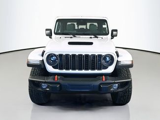 New 2026 Jeep Gladiator Mojave video 2