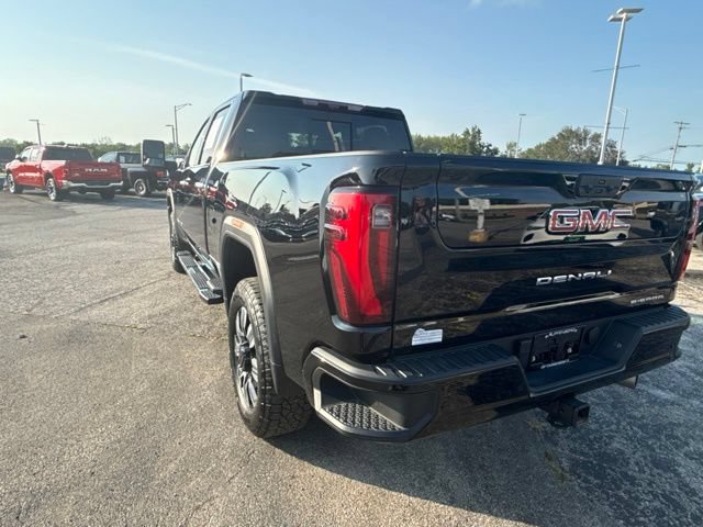 Used 2024 GMC Sierra 2500 Denali w/ Denali Reserve Package AWD/4WD image 3
