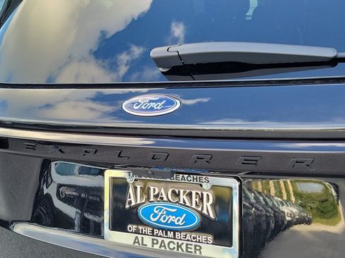 New 2026 Ford Explorer ST-Line w/ ST-Line Street Pack RWD image 10