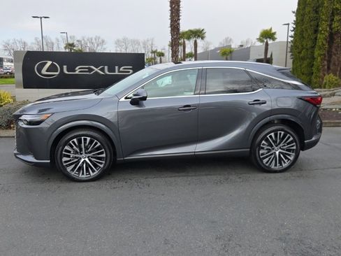Certified 2025 Lexus RX 350 w/ Convenience Package image 2