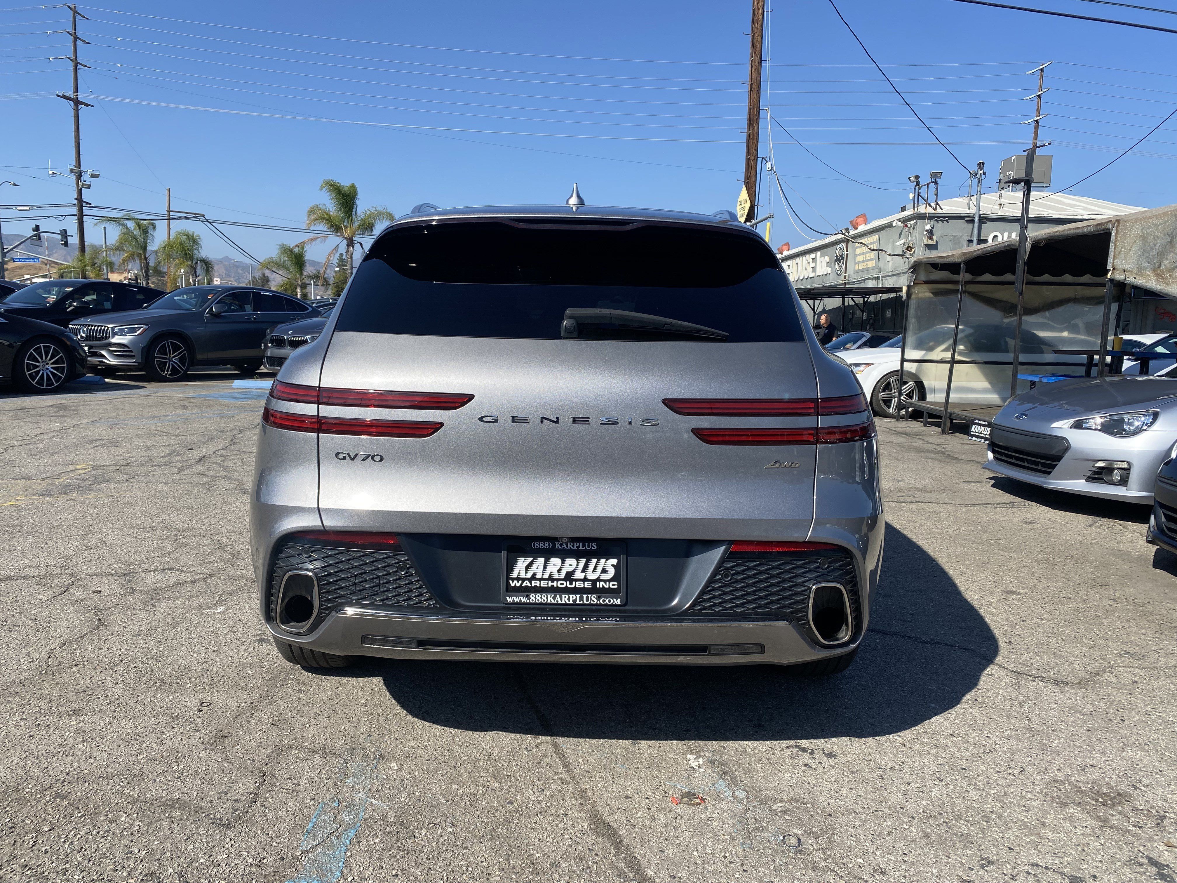 Used 2022 Genesis GV70 2.5T w/ Advanced Package AWD/4WD image 9