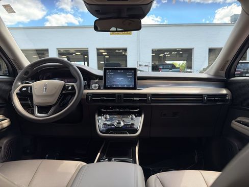 Certified 2022 Lincoln Corsair AWD w/ Premium Package image 20