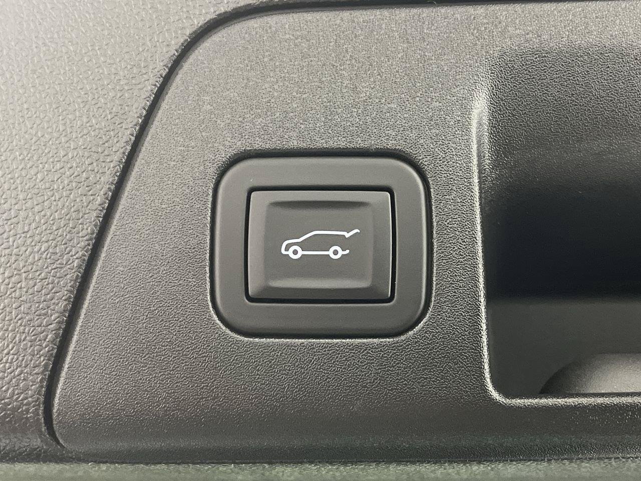 Used 2025 Buick Envision Avenir AWD/4WD image 33