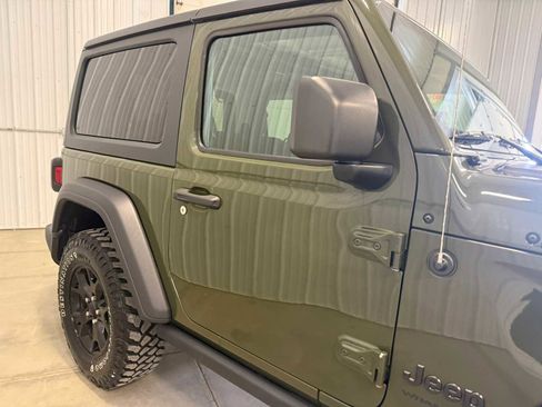 Used 2021 Jeep Wrangler Sport AWD/4WD image 11
