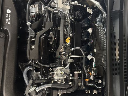 Used 2026 Toyota Corolla SE image 7