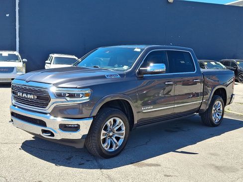 Used 2022 RAM 1500 Limited AWD/4WD image 3
