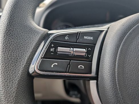 Used 2020 Kia Sportage LX image 15