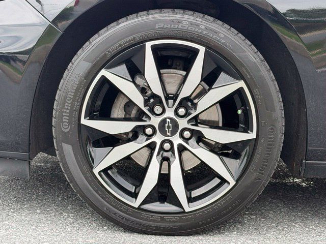 Used 2021 Chevrolet Malibu RS FWD image 16