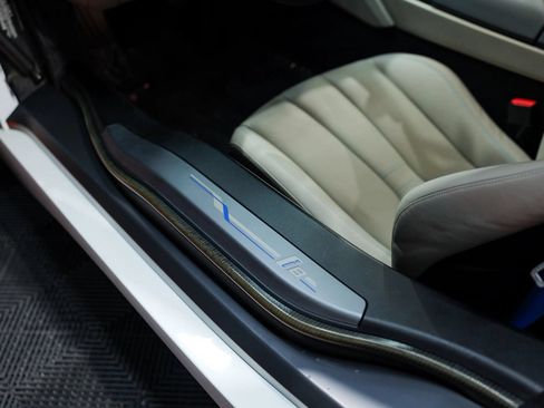 Used 2015 BMW i8 AWD/4WD image 6