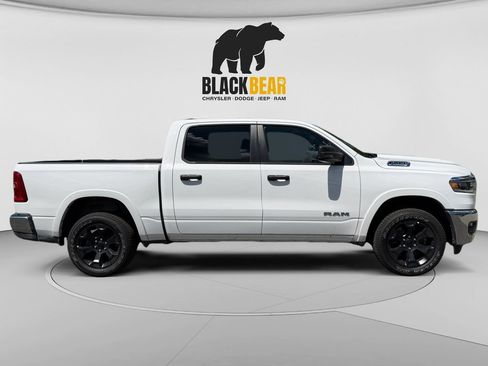 Used 2025 RAM 1500 Big Horn AWD/4WD image 2