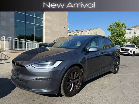 Used 2022 Tesla Model X Plaid AWD/4WD image 3