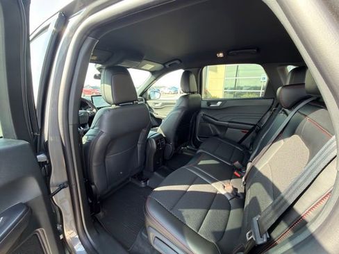 New 2026 Ford Escape ST-Line Select w/ Tech Pack #1 AWD/4WD image 17