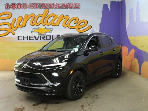 Used 2024 Buick Encore GX Sport Touring w/ Experience Buick Package AWD/4WD image 2