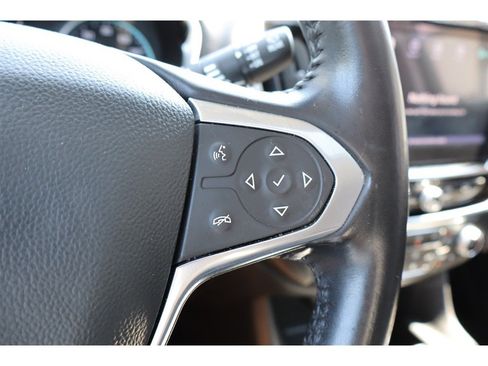 Used 2020 Chevrolet Traverse LT FWD image 29