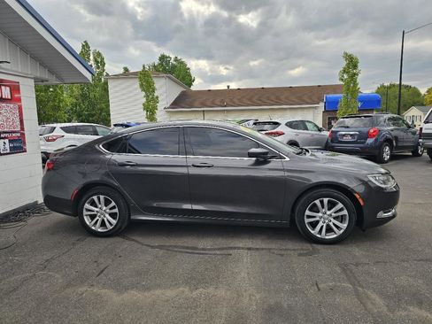 Used 2016 Chrysler 200 Limited w/ Convenience Group FWD image 12