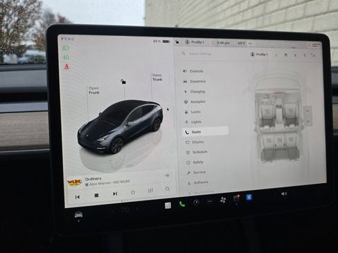 Used 2024 Tesla Model Y Long Range image 51