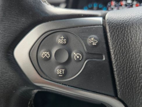 Used 2017 Chevrolet Tahoe LT image 24