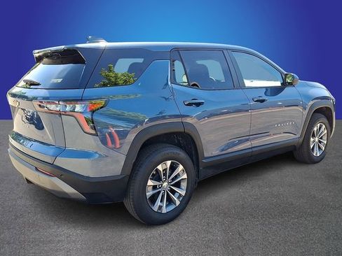 Used 2025 Chevrolet Equinox LT AWD/4WD image 4