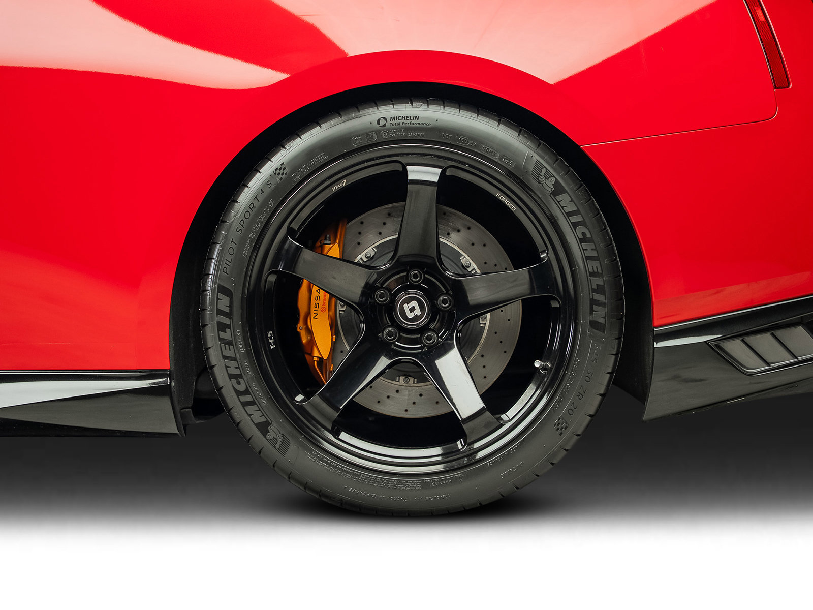 Used 2023 Nissan GT-R Premium AWD/4WD image 24