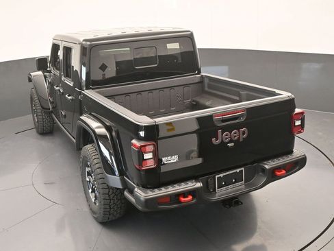 New 2026 Jeep Gladiator Rubicon w/ Steel Power Dome Hood Package AWD/4WD image 45