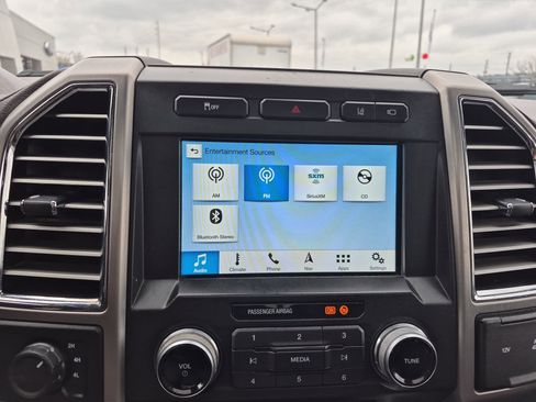 Used 2017 Ford F350 Platinum image 37