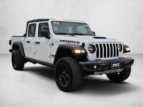 Used 2023 Jeep Gladiator Mojave w/ Cold Weather Group AWD/4WD image 3