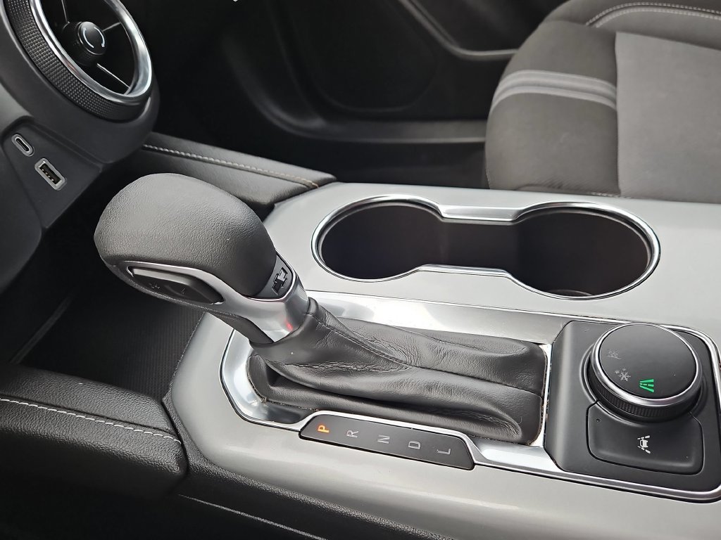 Used 2025 Chevrolet Blazer LT FWD image 17
