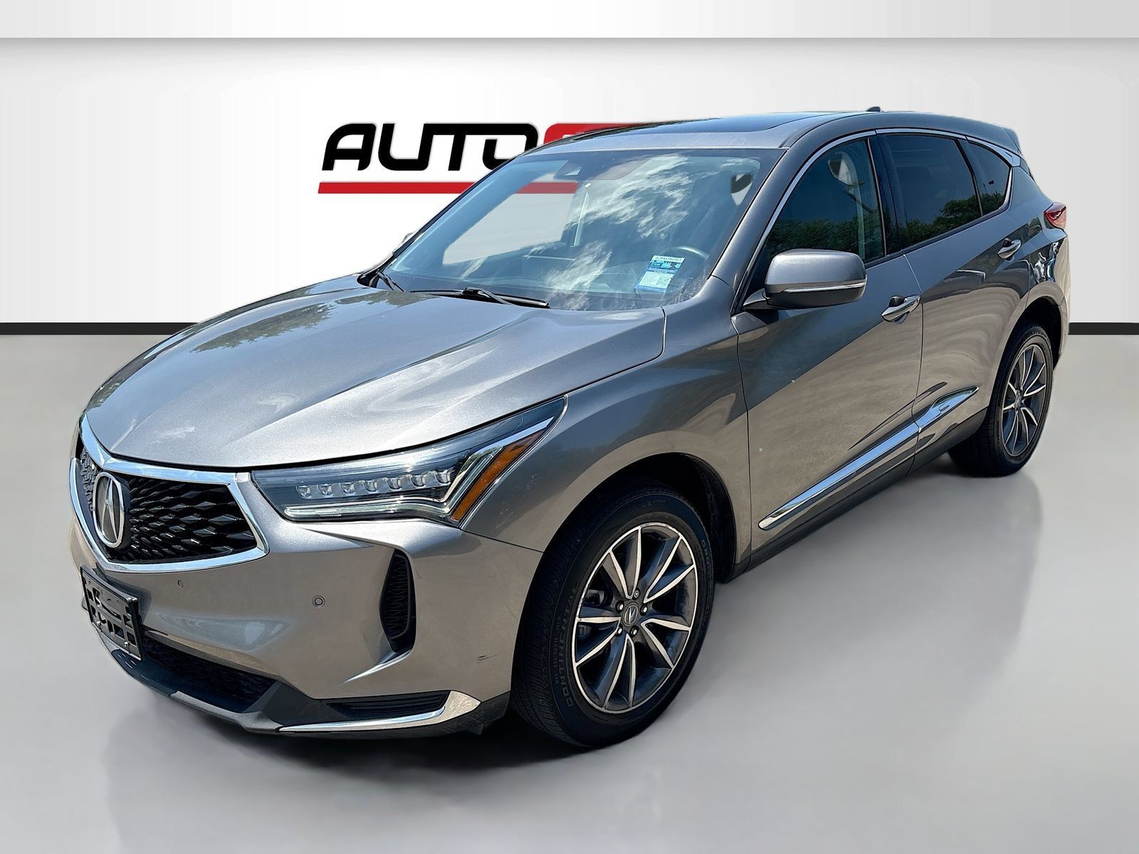 Used 2023 Acura RDX w/ Technology Package AWD/4WD image 3
