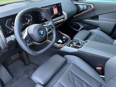 Used 2025 BMW X3 xDrive30i w/ Convenience Package AWD/4WD image 11
