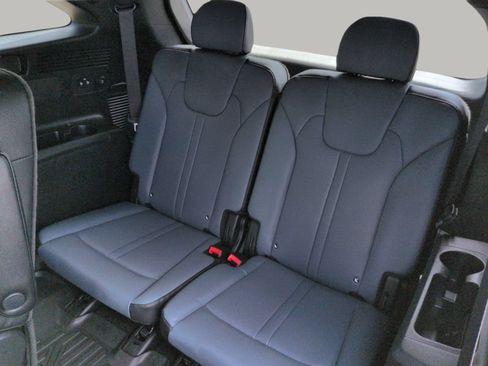 Certified 2025 Kia Sorento SX Prestige AWD/4WD image 17