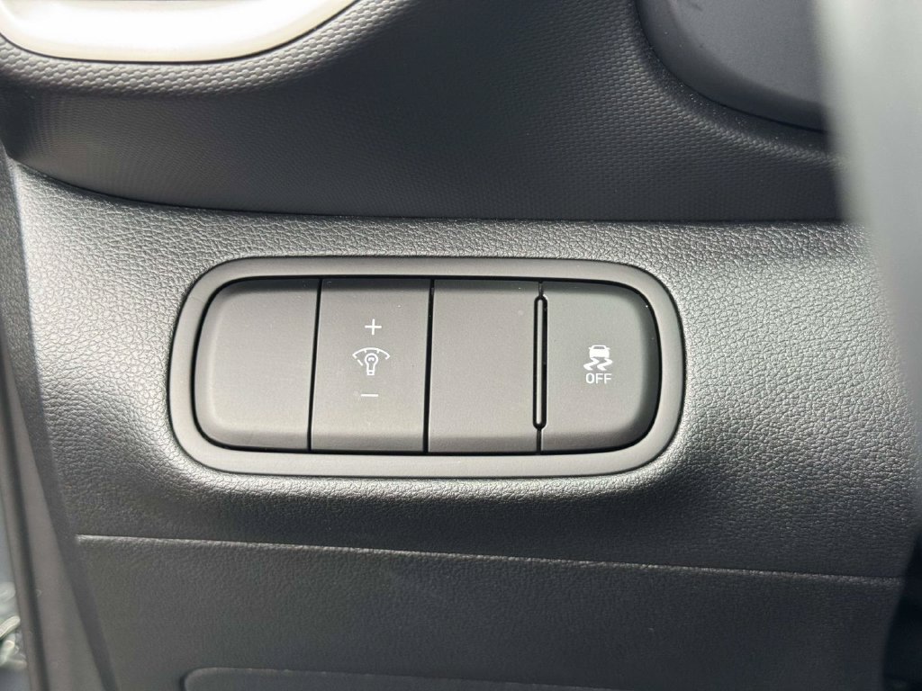 Certified 2026 Hyundai Venue SEL FWD image 19
