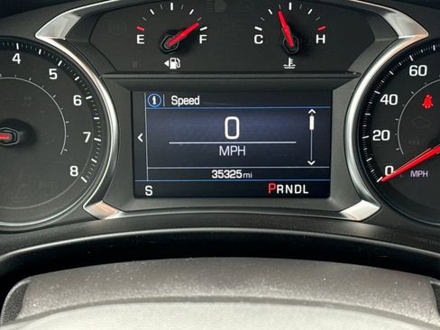 Used 2024 Chevrolet Equinox LT image 38