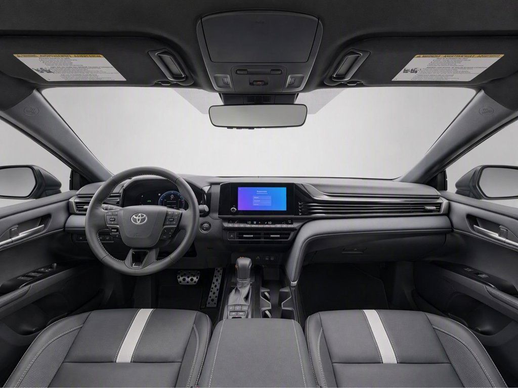 Used 2026 Toyota Camry SE w/ Convenience Package FWD image 17