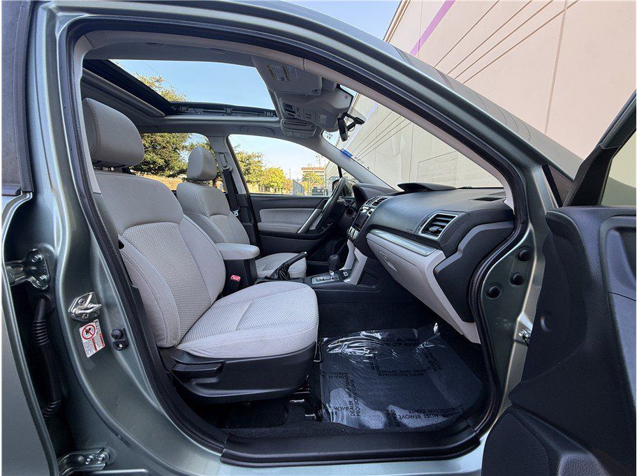 Used 2018 Subaru Forester 2.5i Premium AWD/4WD image 13
