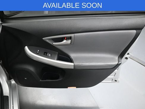 Used 2015 Toyota Prius Four w/ Deluxe Solar Roof Package FWD image 35