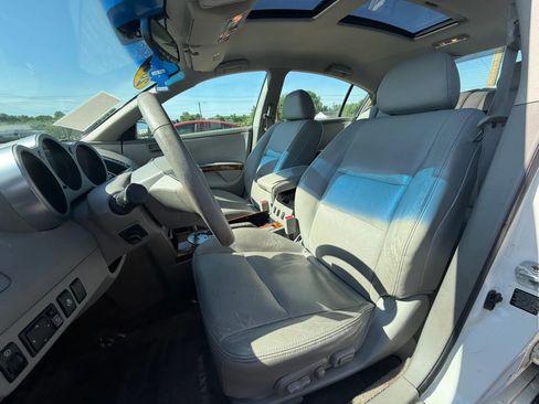 Used 2004 Nissan Maxima 3.5 SL w/ Driver Preferred Pkg FWD image 22