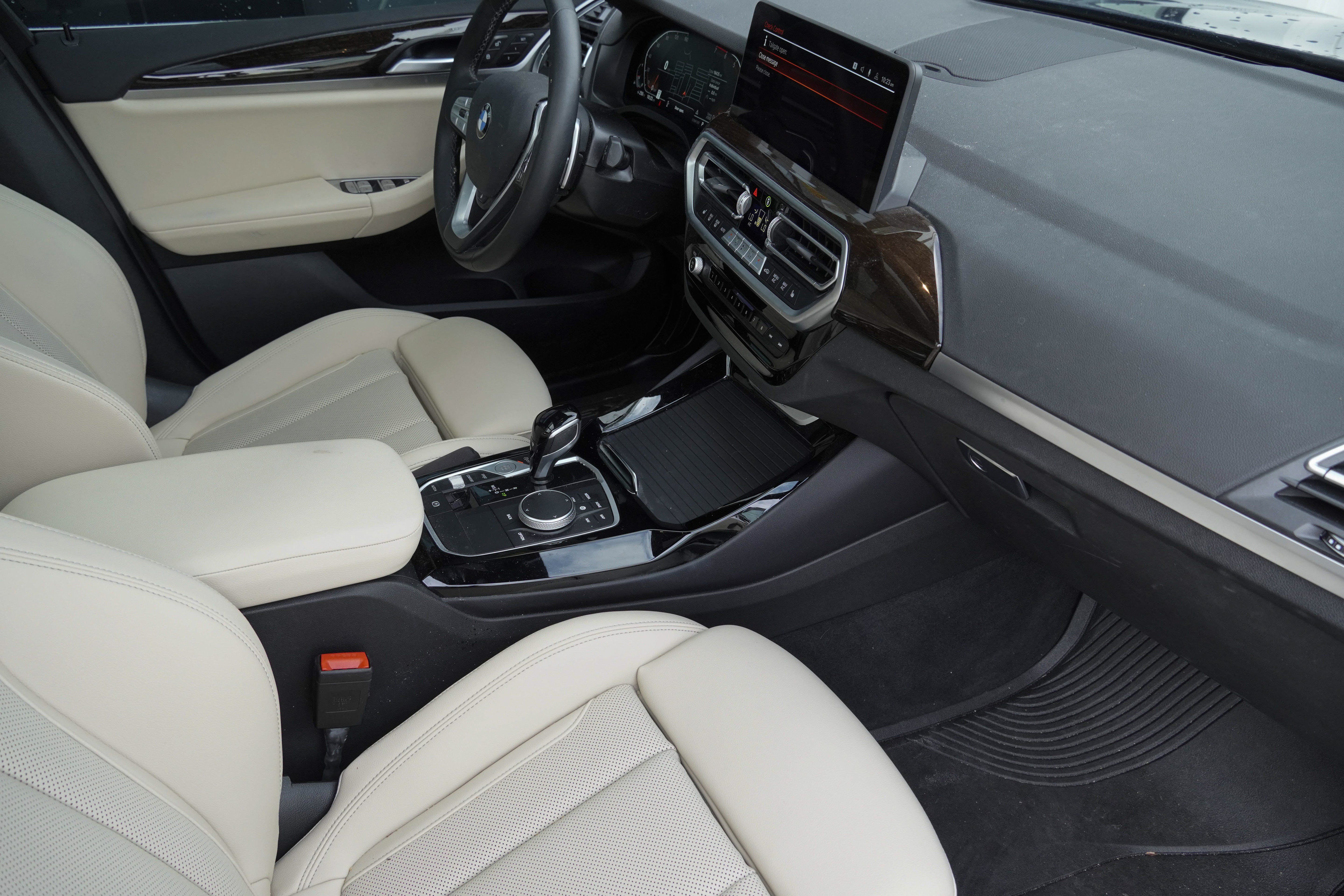 Certified 2024 BMW X3 sDrive30i w/ Premium Package RWD image 7