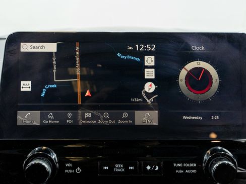 Used 2021 Nissan Armada Platinum image 19