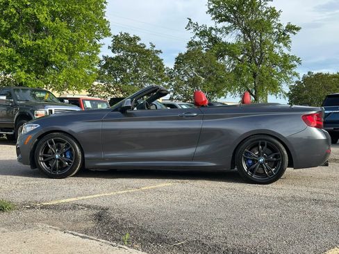 Used 2016 BMW M235i Convertible RWD image 5
