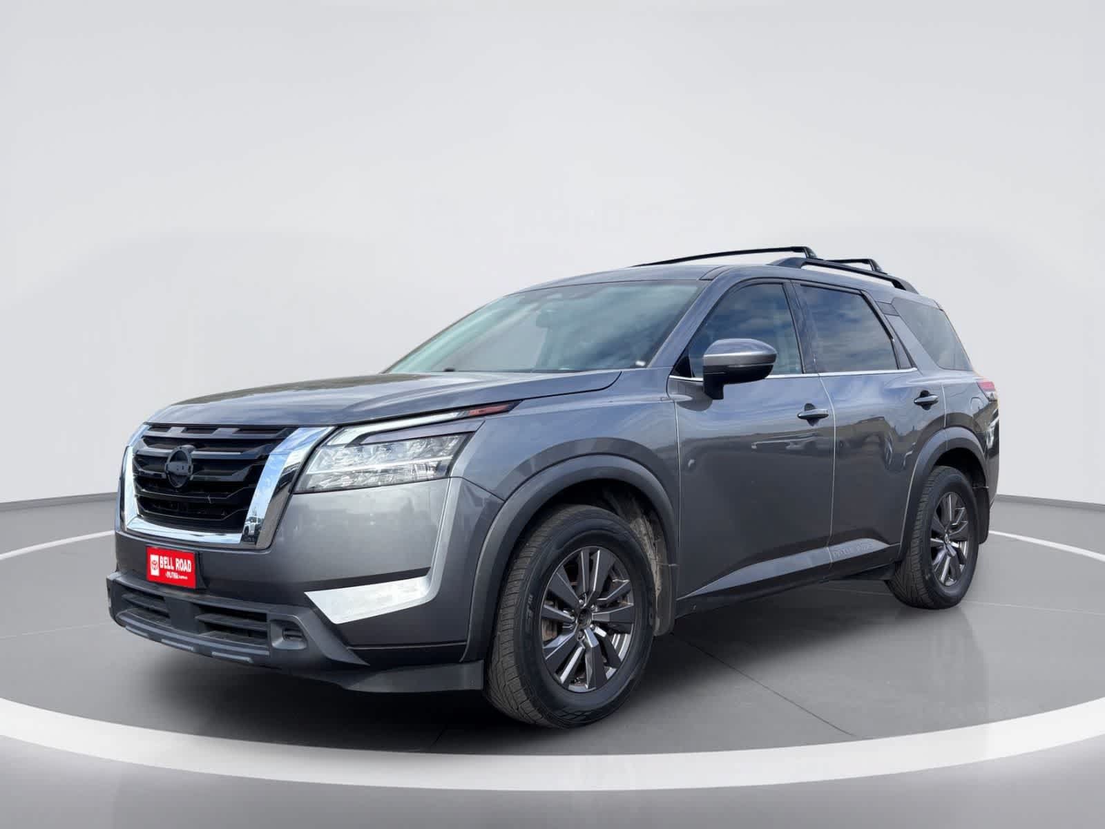 Used 2022 Nissan Pathfinder SV FWD image 2