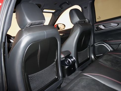 Used 2018 Alfa Romeo Giulia Quadrifoglio w/ Driver Assist Dynamic Package image 60