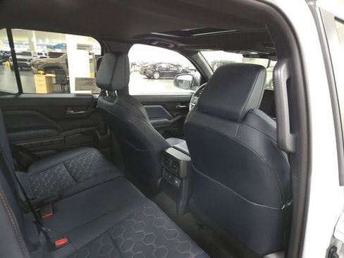 New 2026 Toyota 4Runner 4WD image 11