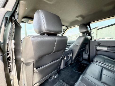 Used 2012 Ford F250 Lariat w/ Lariat Interior Pkg image 14