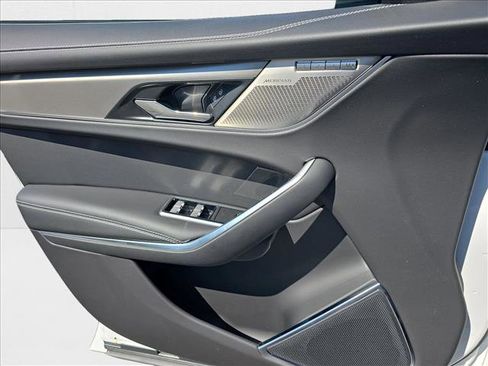 New 2026 Jaguar F-PACE R-Dynamic S image 24