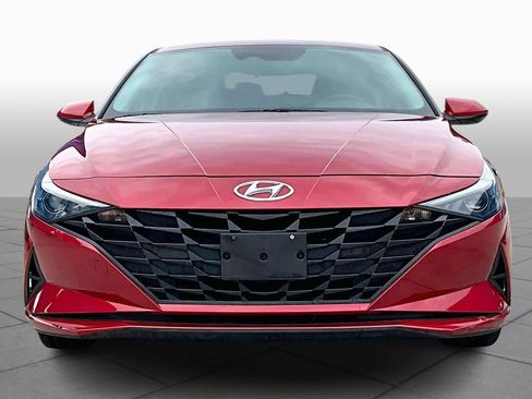 Used 2021 Hyundai Elantra SEL image 4