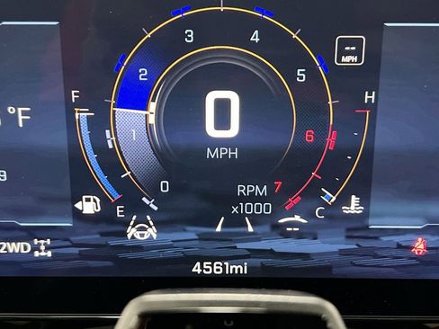 New 2026 Chevrolet Tahoe High Country AWD/4WD image 13